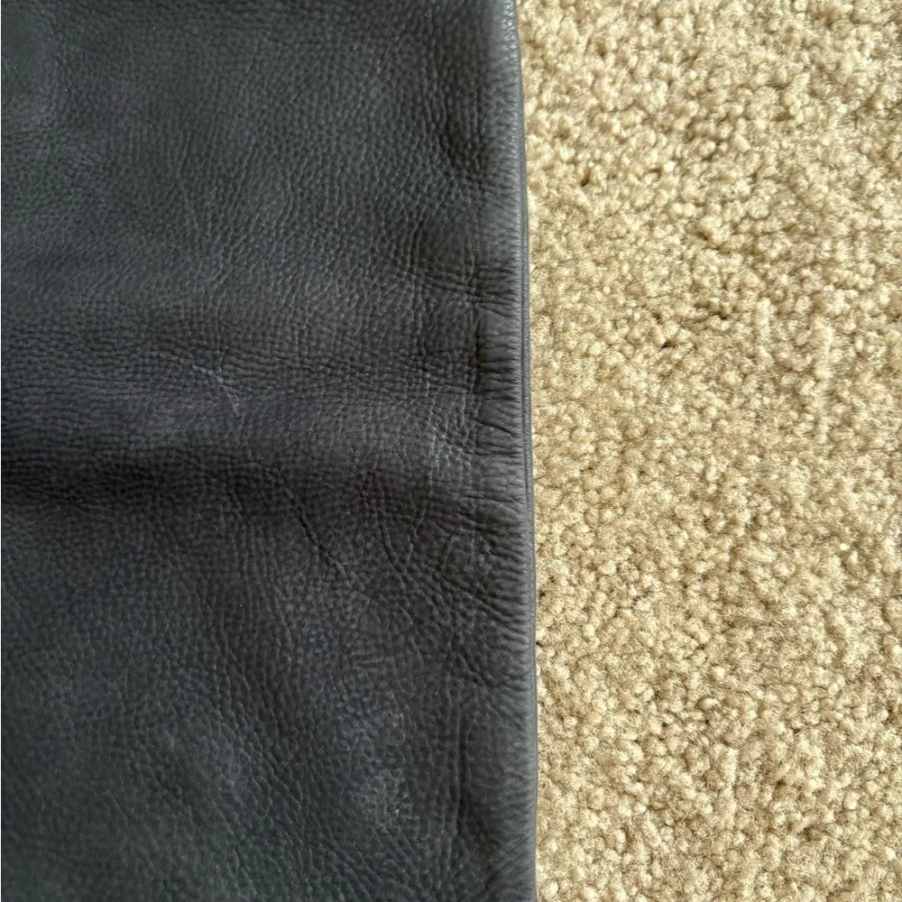 CLARE V. Los Angeles Anthropologie casual Navy blue suede clutch handheld purse